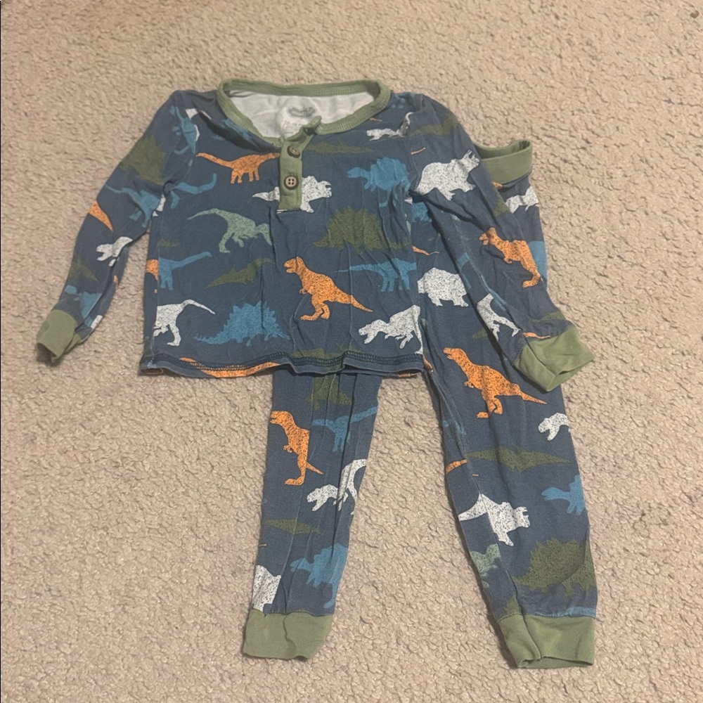 Mud Pie Dinosaur Glow in the Dark Pajamas 12-18 months